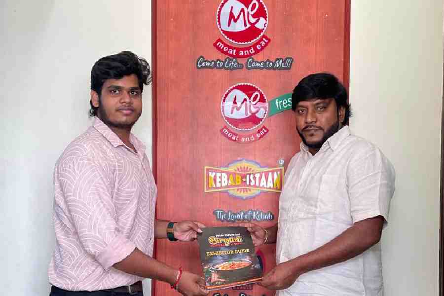 Meat and Eat Chairman